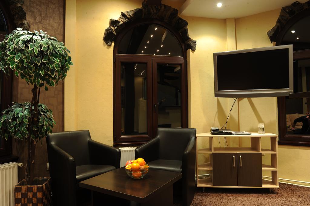 Bed and breakfast Klub Satelit Zlatibor Extérieur photo
