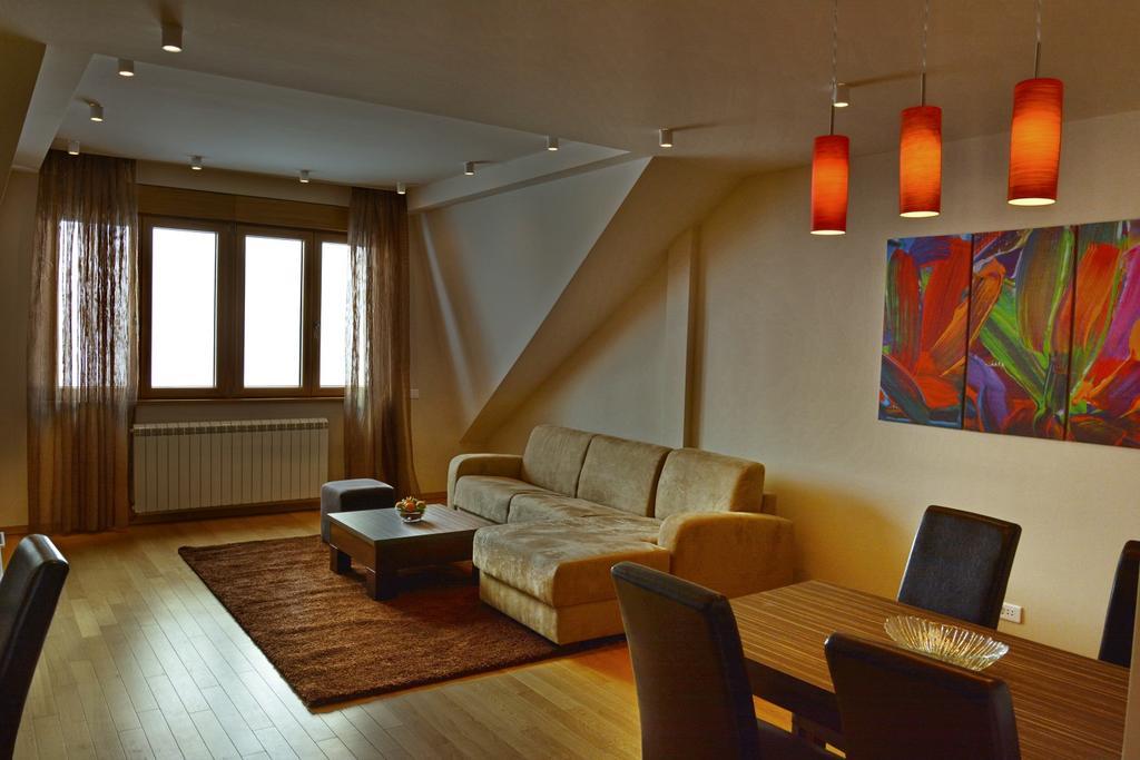 Bed and breakfast Klub Satelit Zlatibor Extérieur photo