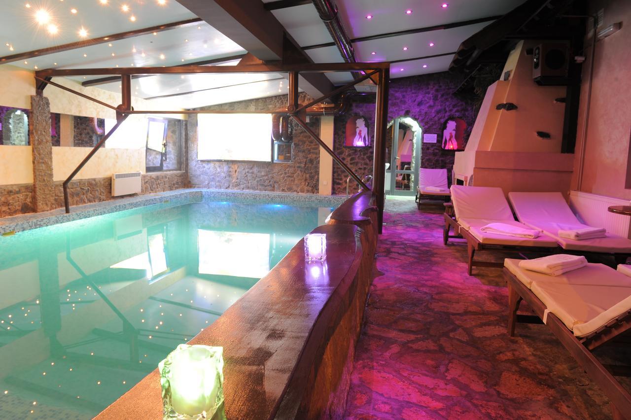 Bed and breakfast Klub Satelit Zlatibor Extérieur photo
