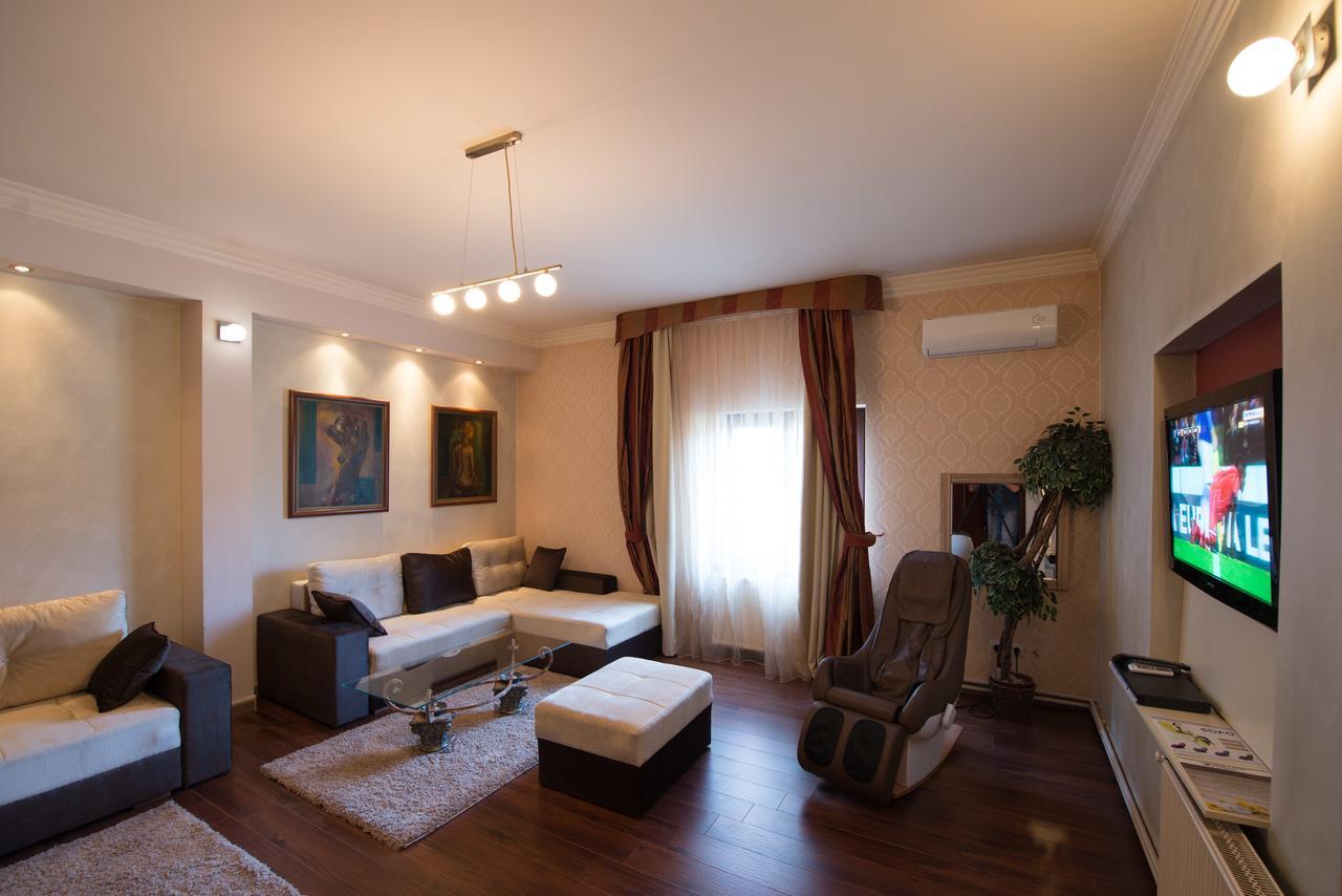 Bed and breakfast Klub Satelit Zlatibor Extérieur photo