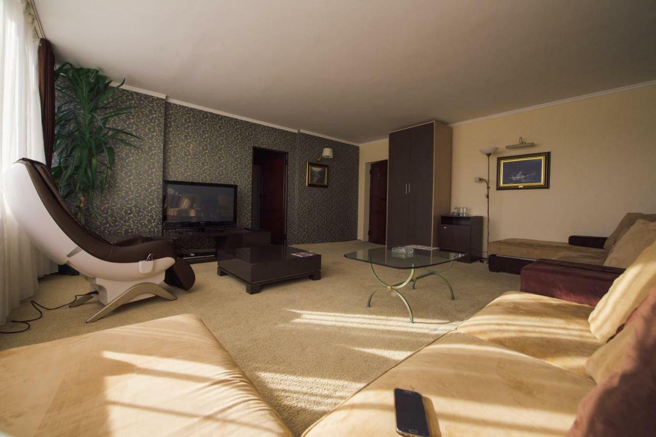 Bed and breakfast Klub Satelit Zlatibor Extérieur photo